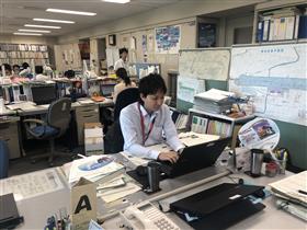 大隈氏　業務中