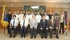 九州学院中学校・高等学校剣道部の全国大会優勝による知事表敬の記念写真