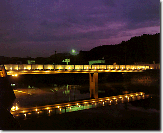 湯の香橋の写真ですの画像1