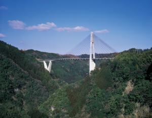 鮎の瀬大橋