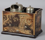 Tobacco tray with the Yoro Falls design in Makie