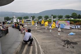 カラーリリーズの演奏