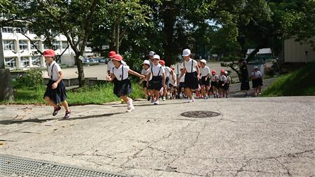 今津小学校