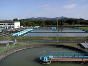 有明工業用水道上の原浄水場の写真です。