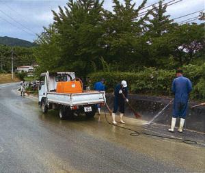 道路清掃の様子