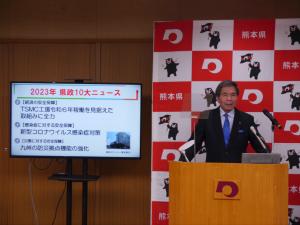 蒲島知事写真