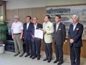 災害時における応急仮設住宅用木材の供給に関する協定調印式