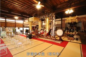 妙蓮寺本堂