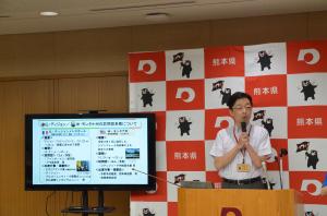 知事写真