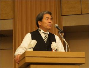 知事が講演している写真