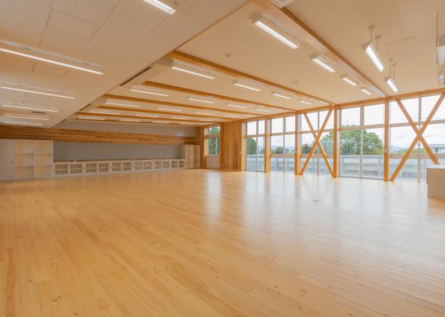 熊本工業高校(製図室)内観