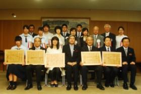 表彰後の集合写真