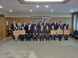 第21回　熊本県木材利用大型施設コンクール表彰式の画像2