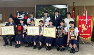 八代白百合学園高等学校剣道部が知事を表敬訪問