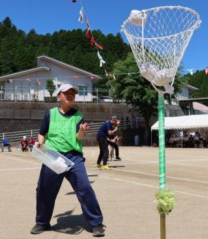 小学部玉入れ