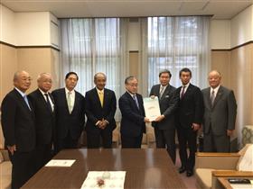 財務省岡本主計局長へ提言活動