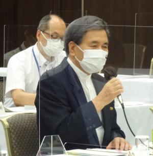 知事写真
