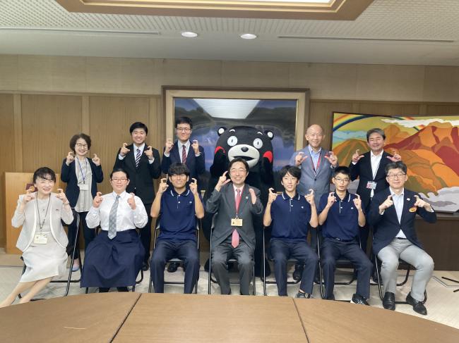 熊本聾学校知事表敬写真