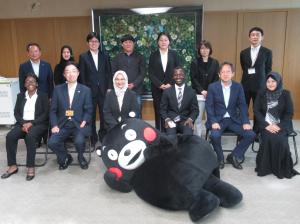 水銀留学生知事表敬