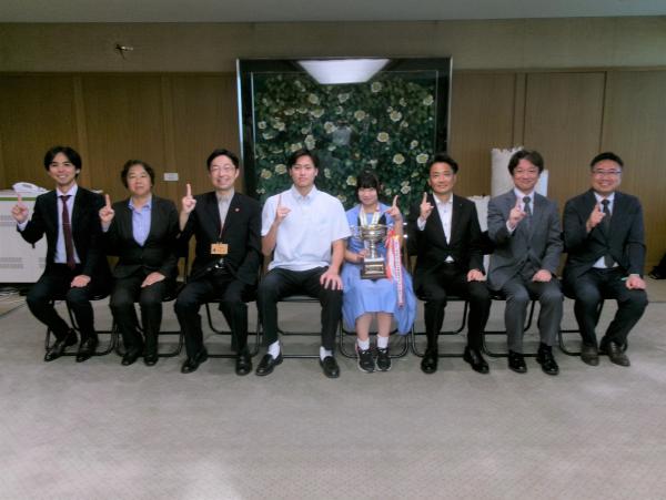 ルーテル学院高等学校が知事を表敬訪問