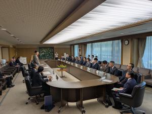 知事表敬1