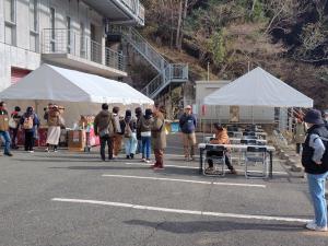 ダムマルシェ状況