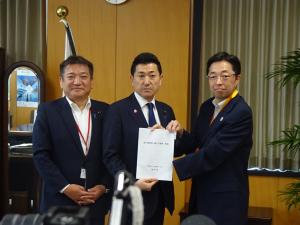あかま大臣面会