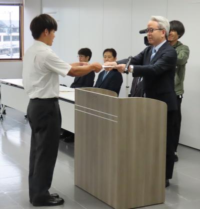 指定証交付